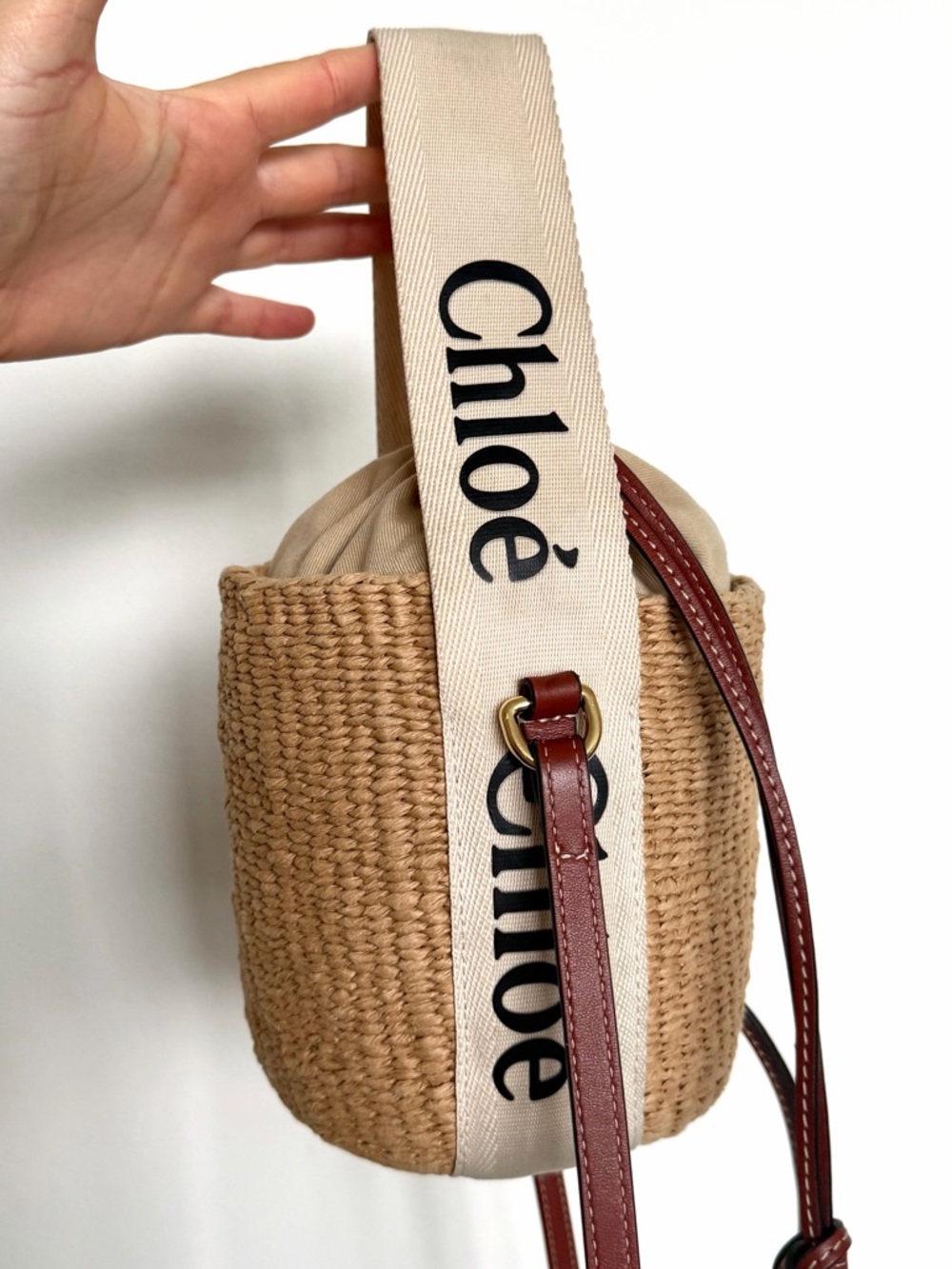 Chloe Woody Small Mifuko Basket Bag - Picture 5 of 8